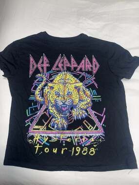 Def Leppard Hysteria Tour 1988 Graphic T-Shirt Medium